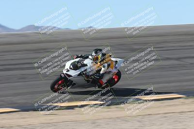 media/Oct-25-2025-Race Pace (Sat) [[47cce5476f]]/Non Verified (1st 20 Minutes of Every Hour)/1-Bowl (10am)/